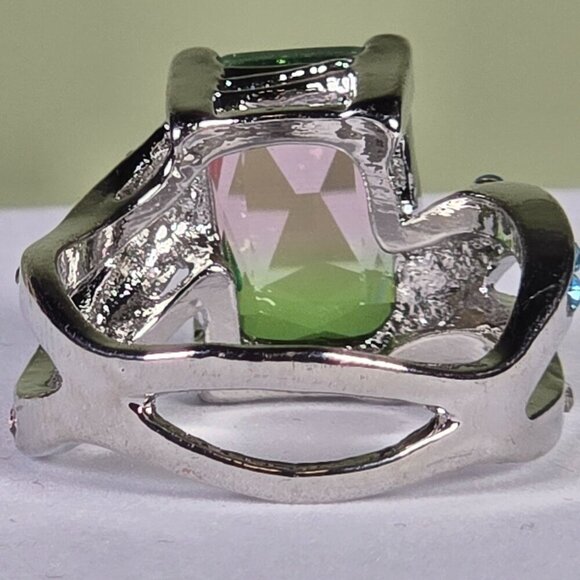 Statement Ring with Rectangular Gradient CZ Stone Size 9 (NWOT) - Picture 5 of 6